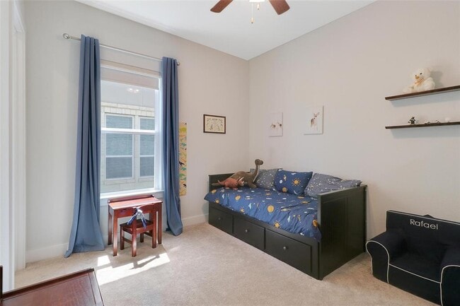 Building Photo - 702 Tomichi Trl