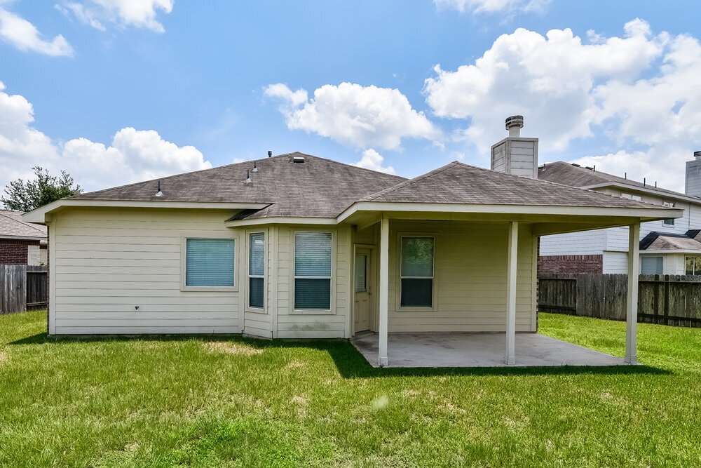 Building Photo - 5915 Ranch Riata Ct