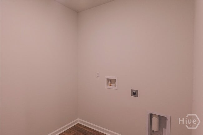 Building Photo - 411 Coconut Dr
