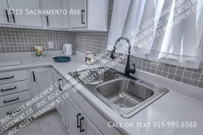 Building Photo - 3715 Sacramento Ave