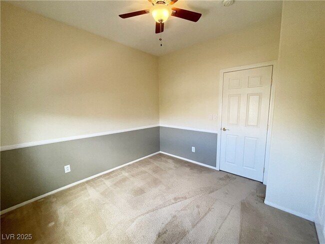 Building Photo - 11761 Del Sur Ave