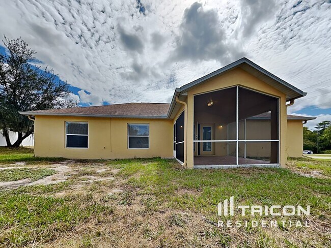 Building Photo - 13001 Fish Cove Dr
