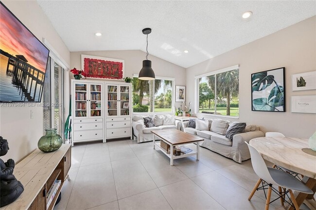 Building Photo - 1166 SW 158th Way