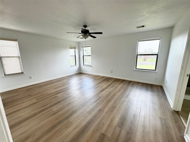 Building Photo - 7540 Connemara Dr