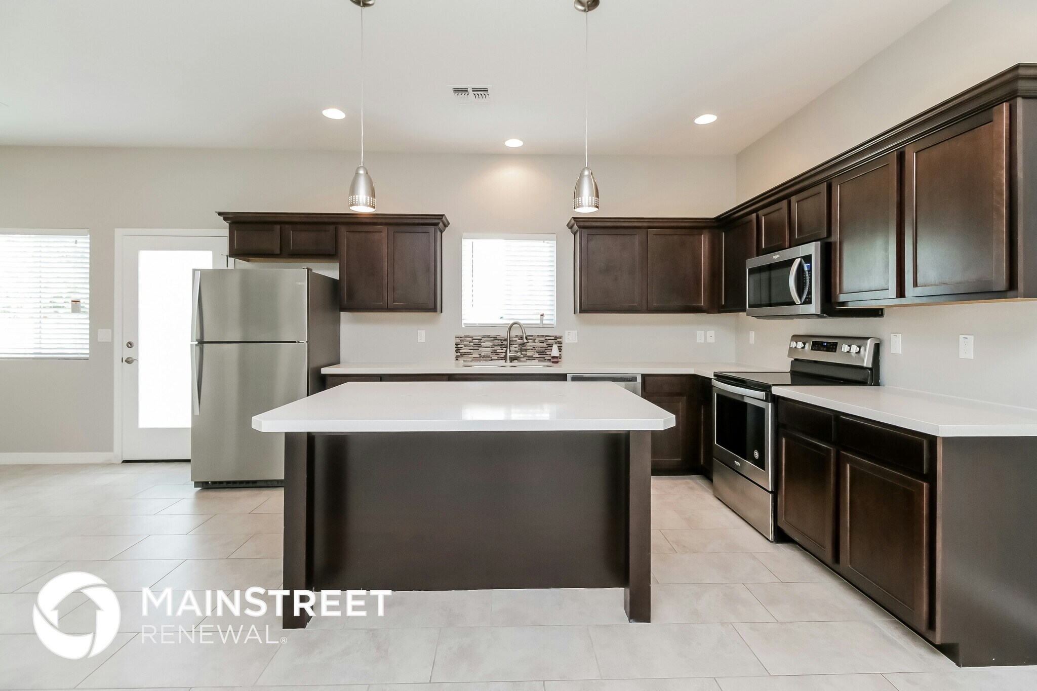 Building Photo - 2000 N 36th St