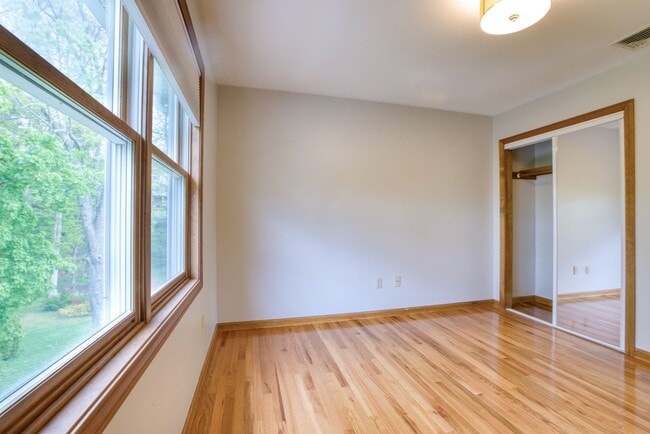 Building Photo - Spacious 2-Bedroom, 2-Story Apartment with Walk-Out Basement