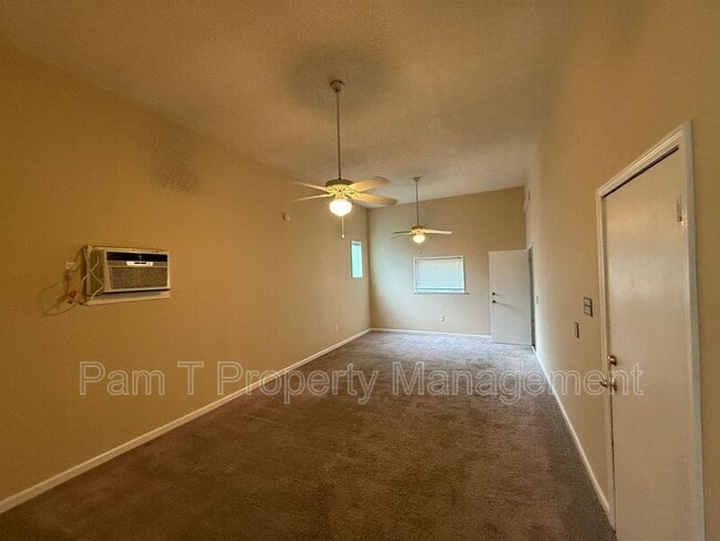 Building Photo - 104 Chippewa Dr