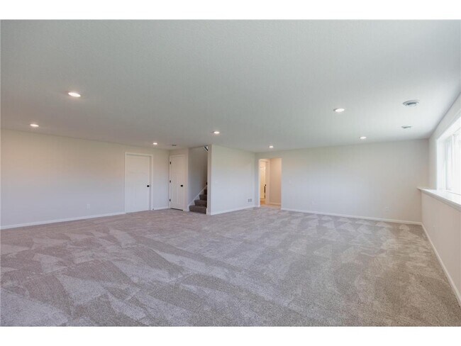 Building Photo - 4817 127th Cir NE