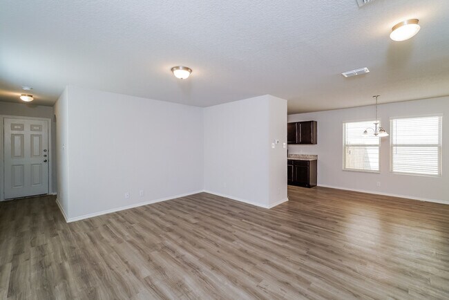 Building Photo - Somerset Trails - 9331 Green Flora Ct, San...