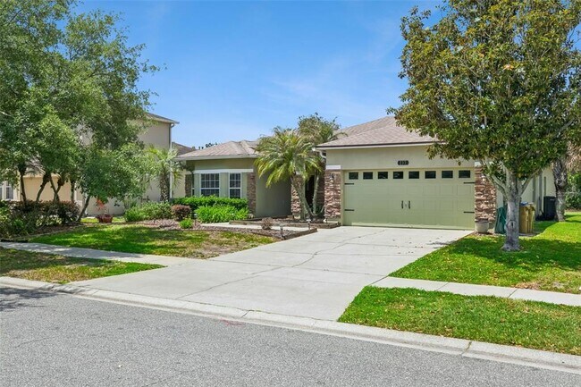 Building Photo - 237 Strathmore Cir