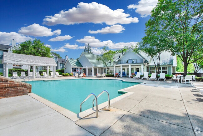 Building Photo - The Reserve at Southgate