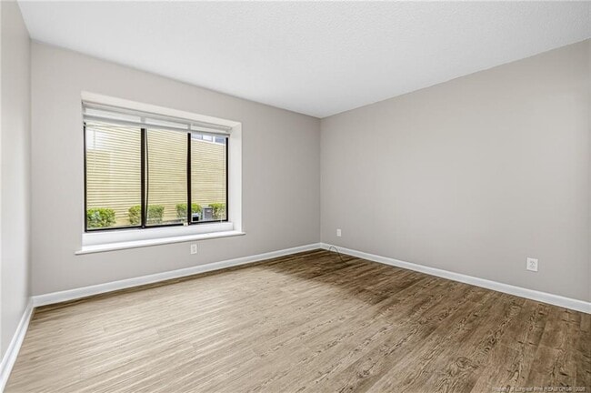 Building Photo - 525 Cypress Trace Dr