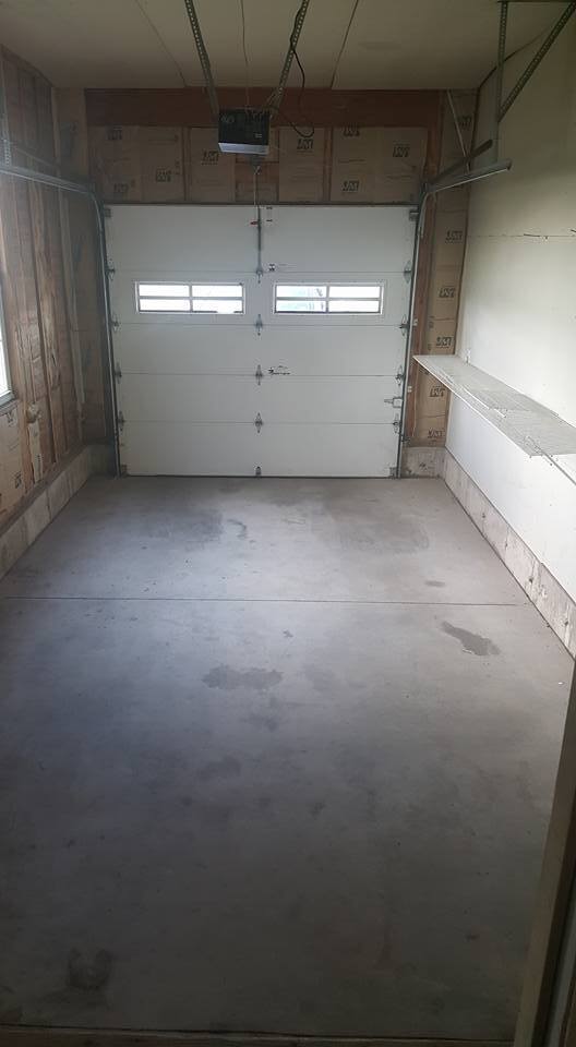 Building Photo - 1709 Lynnwood Dr