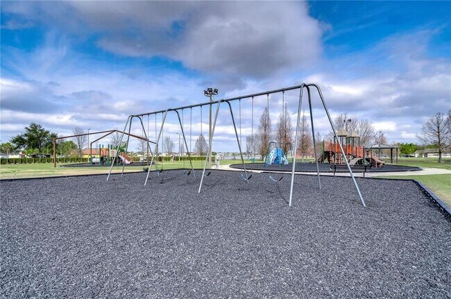Building Photo - 31107 Masena Dr