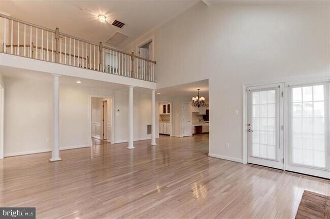 Building Photo - 14213 Floral Park Dr