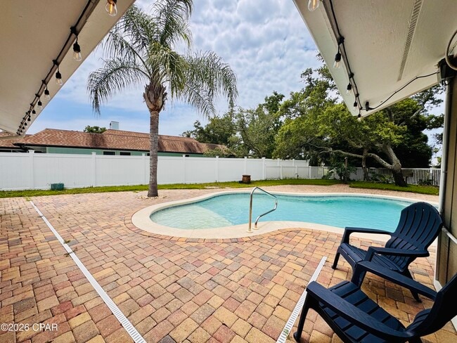 Building Photo - 916 Cobia Dr