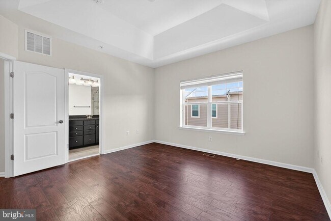 Building Photo - 3716 Foote St NE