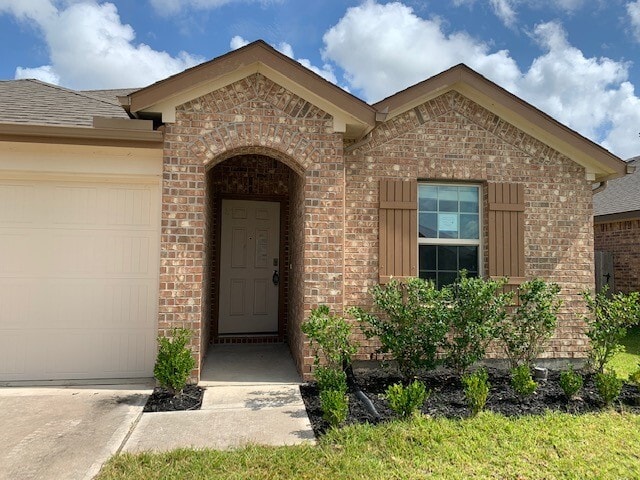 Building Photo - 8219 Ivy Wood Ct