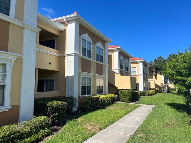 Building Photo - 1155 Villagio Cir