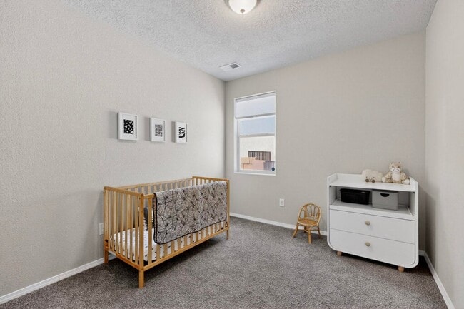 Building Photo - 832 Amatista Lp SE