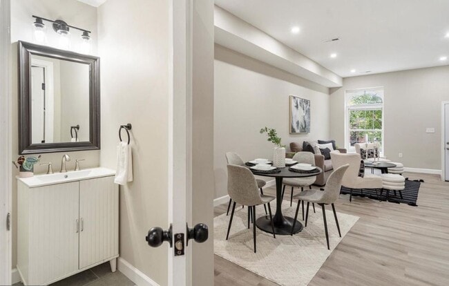 Building Photo - Luzerne