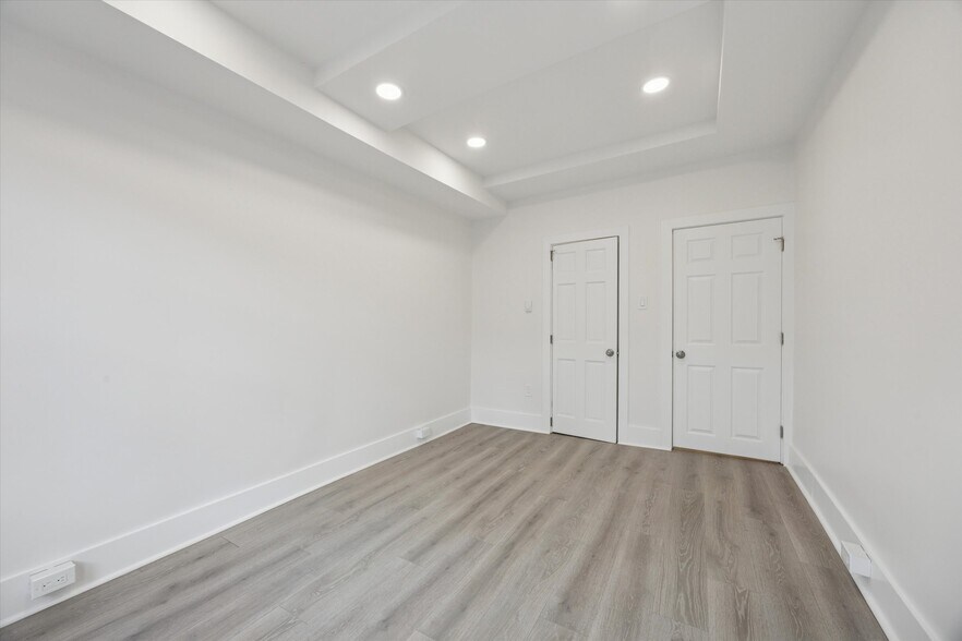 Building Photo - 3247 N Marston St