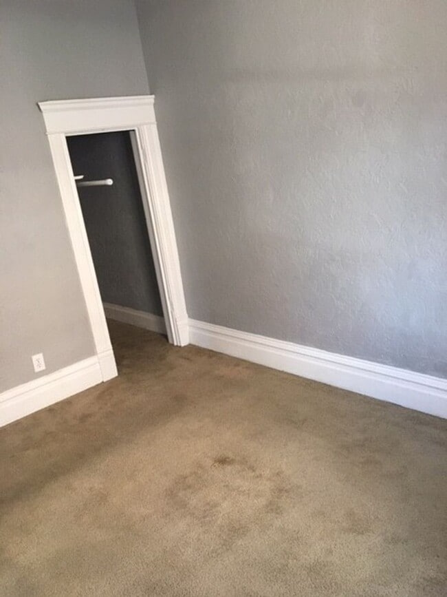 Building Photo - Coming Soon! Downtown Boise-Located close to everything!!