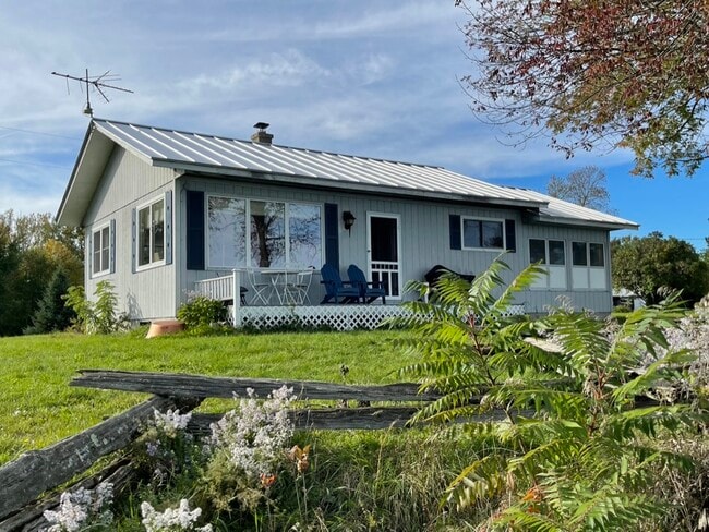 Primary Photo - 145 Fiske Rd