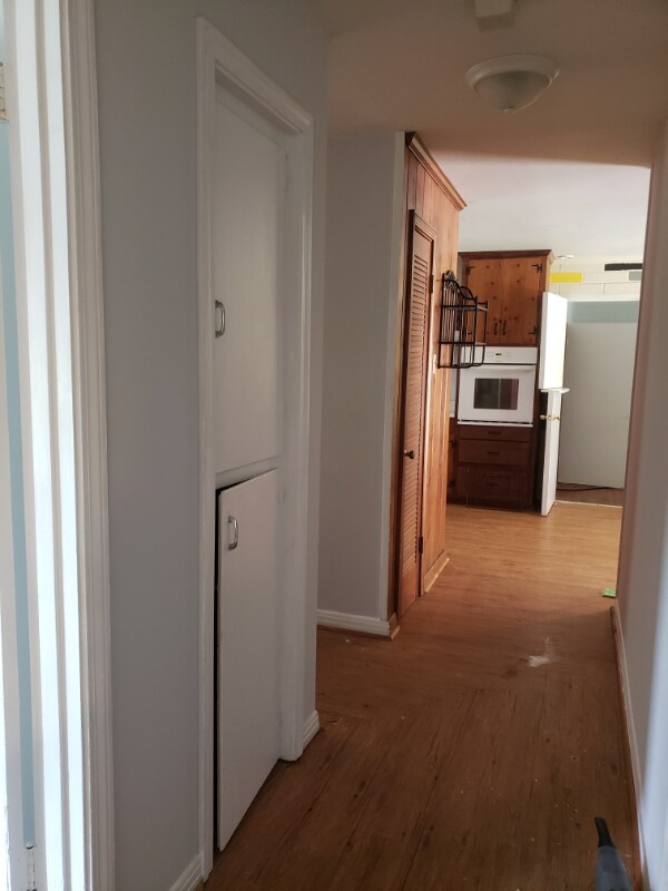 Building Photo - 4359 Montclair Cir E