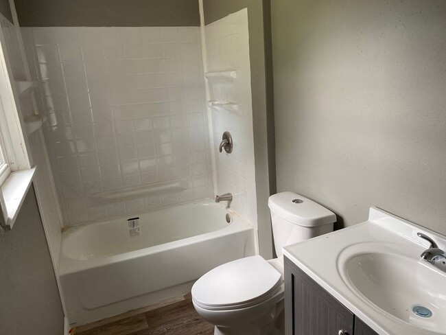 Building Photo - 317 N 4th Ave