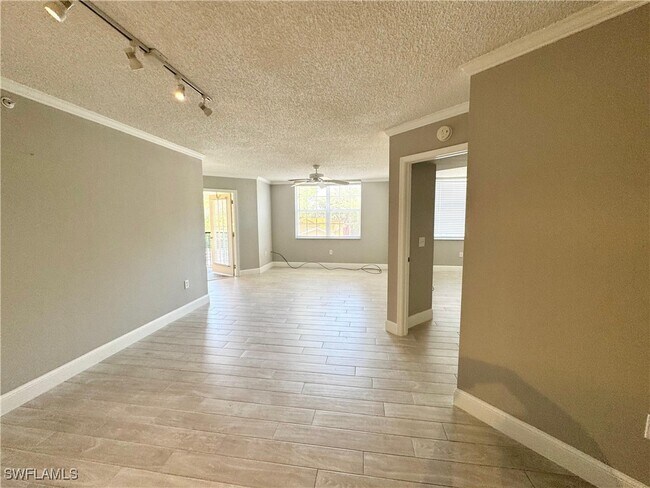 Building Photo - 8735 River Homes Lane