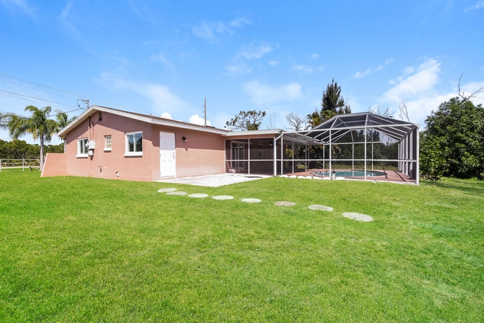 Building Photo - 5946 Stringfellow Rd