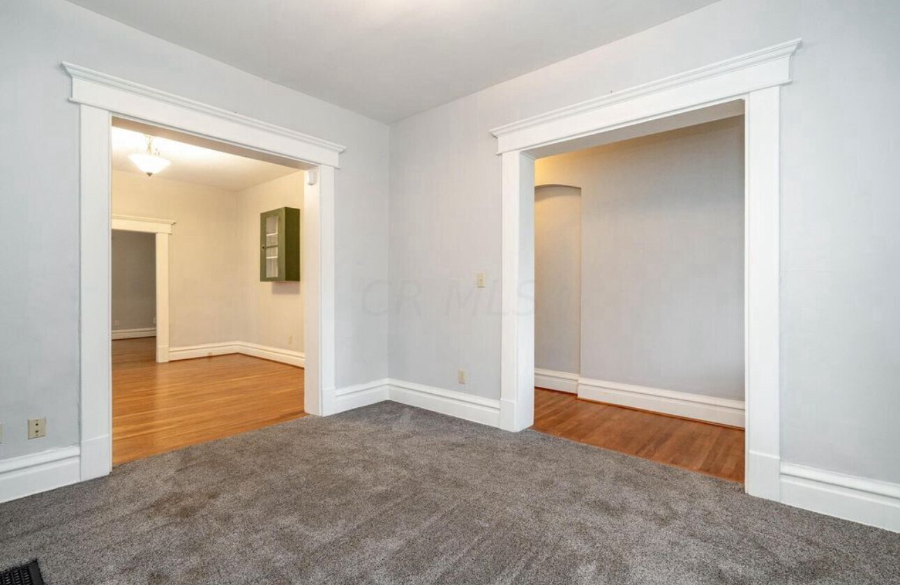 Building Photo - 239 W 1st Ave