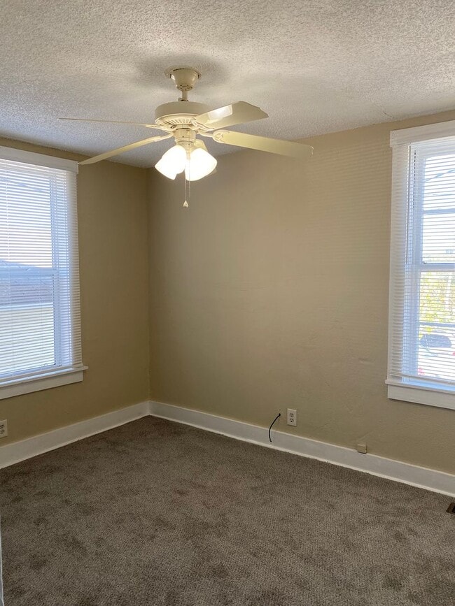 Building Photo - Affordable 2 BR 1 bath House in Branson, MO