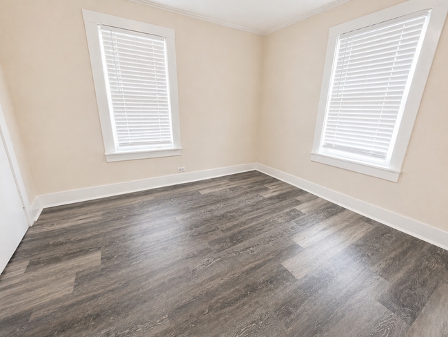 Building Photo - 28 Prospect St