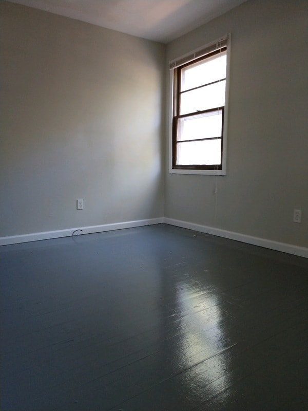 Building Photo - Noda East - 4207 Dinglewood Avenue