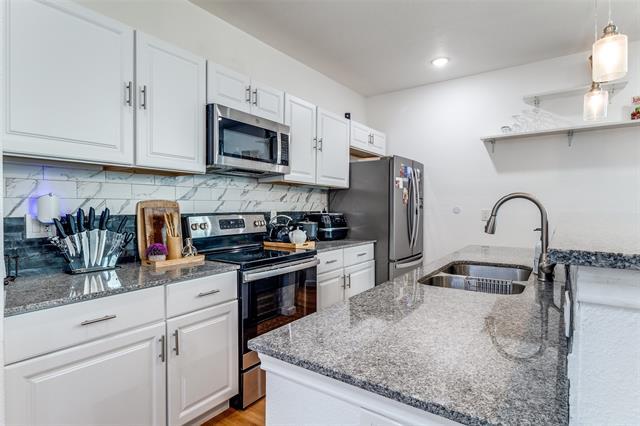 Building Photo - 3121 Rutz St