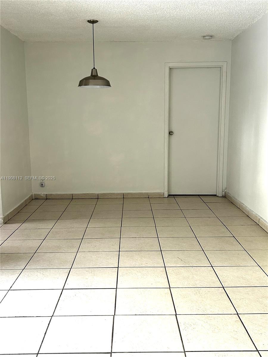 Building Photo - 16909 N Bay Rd