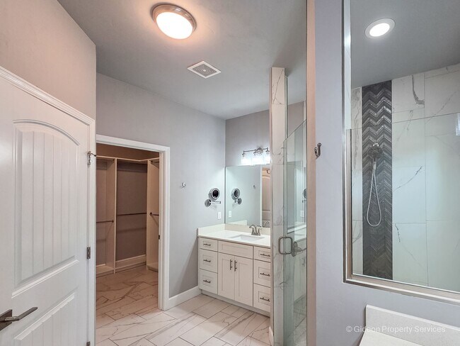 Building Photo - 1757 SW 72nd CIR