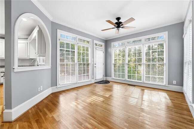 Building Photo - 5020 Greatwood Ln