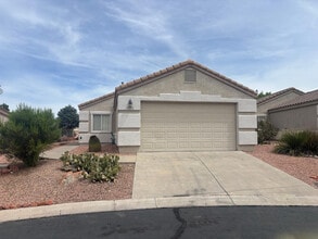 Building Photo - 5036 E Catalina Ct