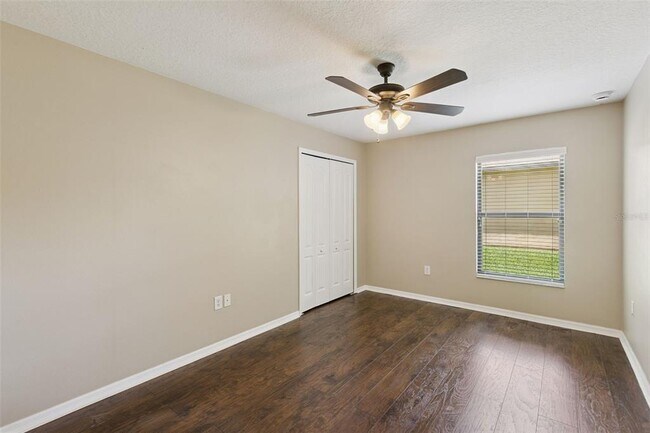 Building Photo - 1106 Natural Oaks Dr
