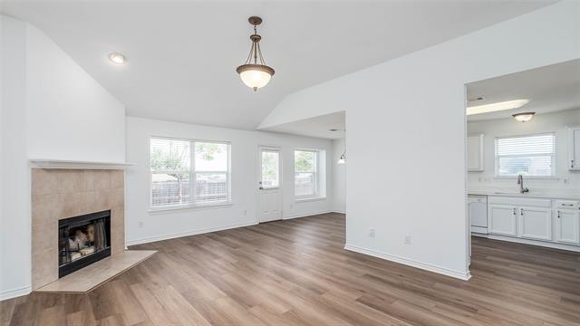 Building Photo - 402 Silver Mine Dr