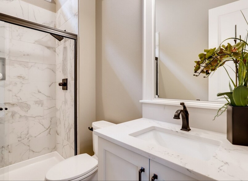 Building Photo - 27775 SW Larkspur Ter