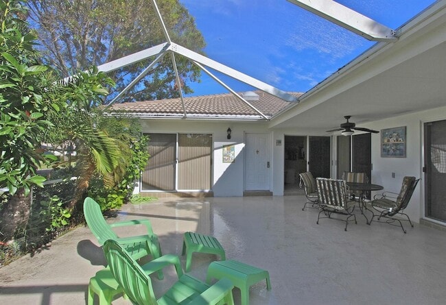 Building Photo - 10201 Chapman Oak Ct