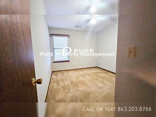 Building Photo - 50% Off One Months Rent!!!! Charming 3-bed...