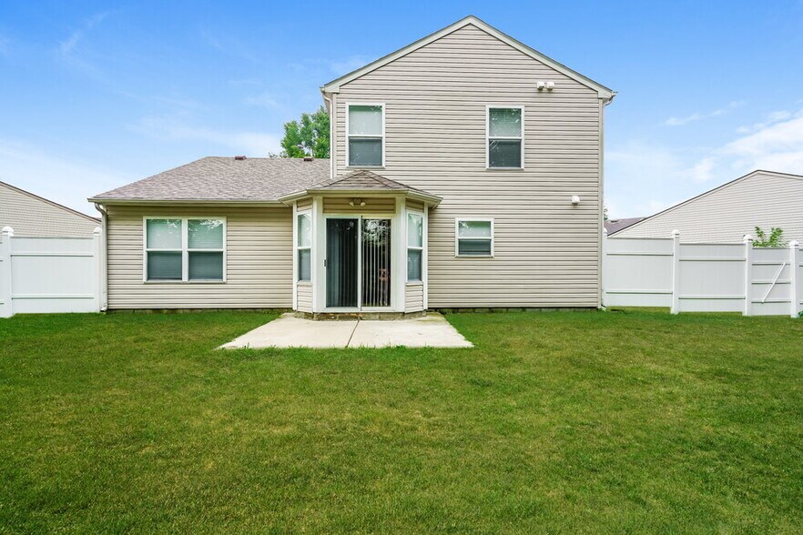 Building Photo - 1495 Brigade Cir