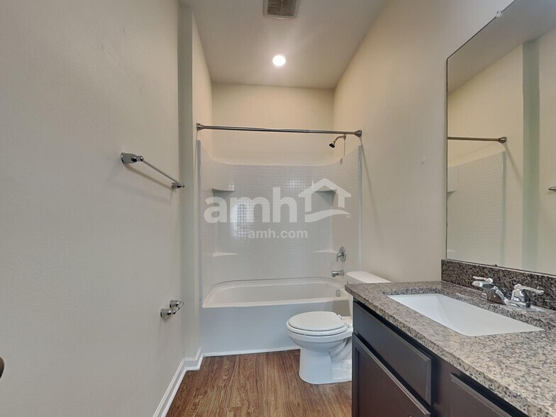 Building Photo - 11516 Pace Bend Ct