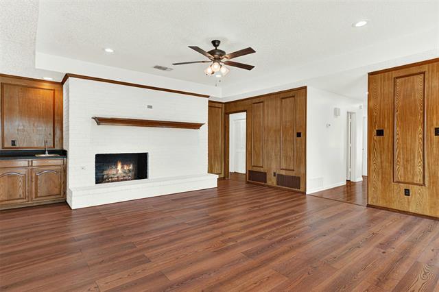 Building Photo - 2713 Pinery Ln