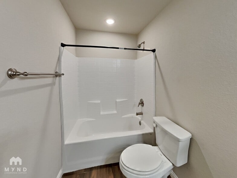 Building Photo - 765 Rolling Terrace Cir